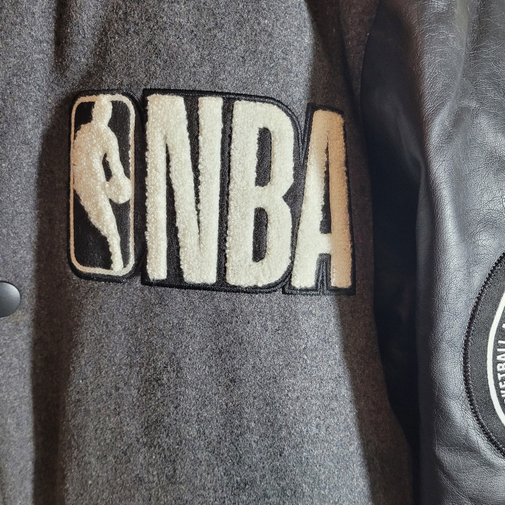 Men Bomber Jacket - Picture 5 of 8